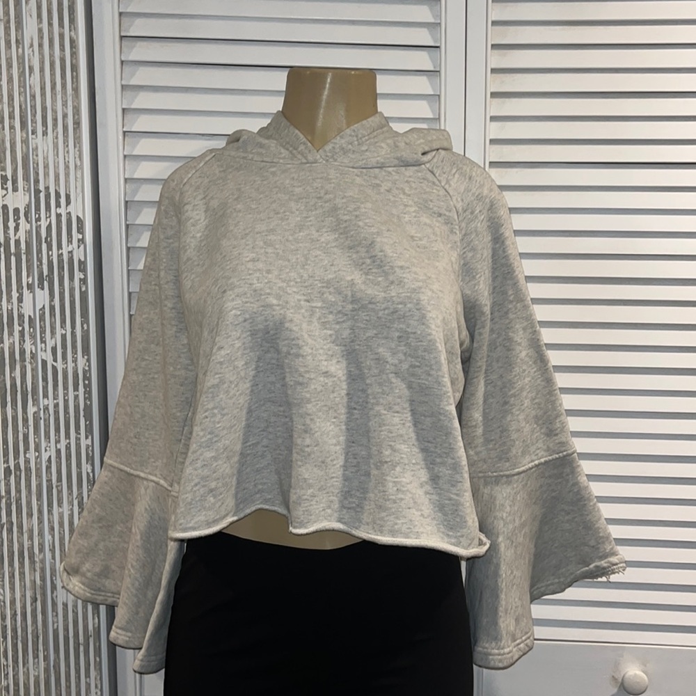 Melrose And Market Womens Cropped Hoodie Gray Heathered Bell Sleeve Cotton